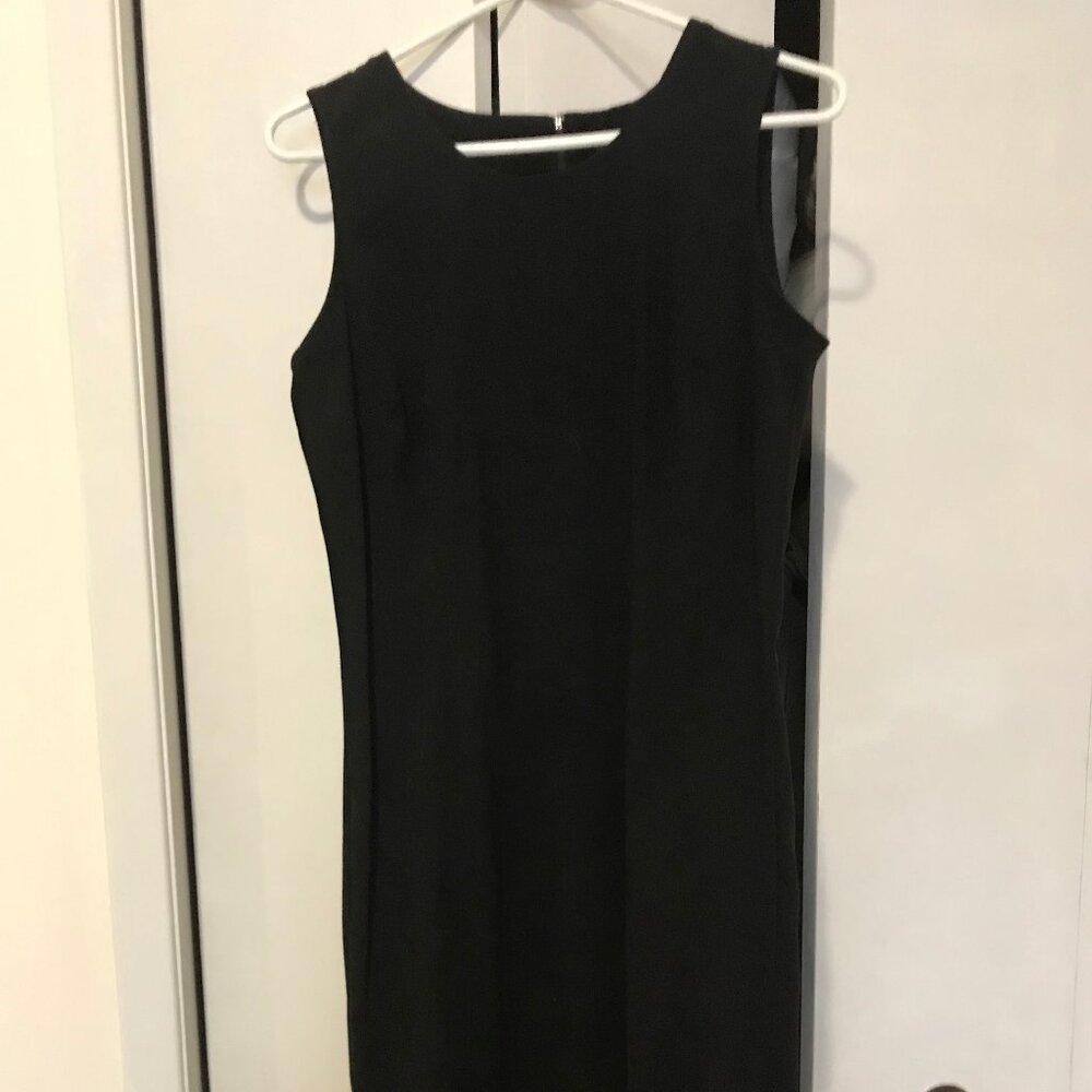 Lindor Ladies Black Dress Size 10